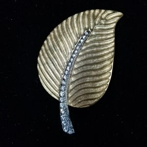 KJL Gold Tone/Crystal Leaf Pin